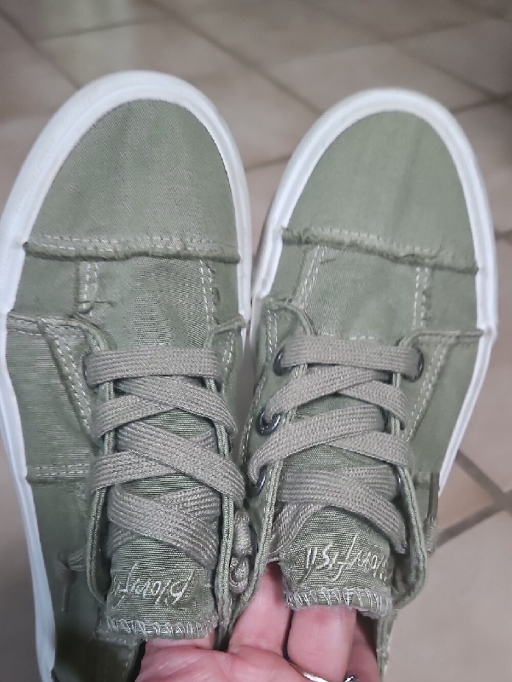 Casual Olive Green Women's Canvas Sneakers - Picture 7 of 8